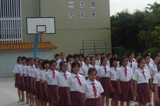 梅县松口镇中心小学